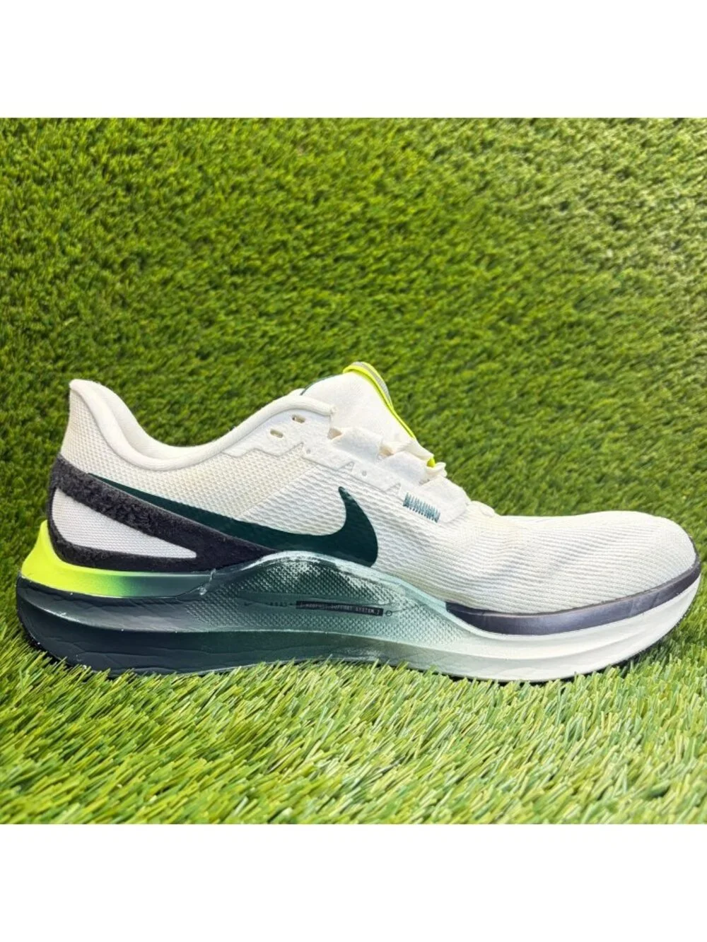 Nike Air Zoom Structure 25 Mens Size 10.5 White Athletic Running Shoes Sneakers